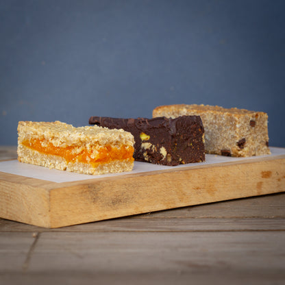 Harry's Fruit and Nut Cake Box