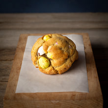 Load image into Gallery viewer, Harry's Mini Egg Cookie (Just One)