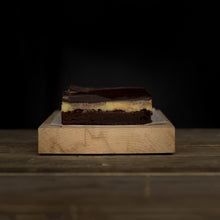 Load image into Gallery viewer, Harry&#39;s Billionaire Brownie